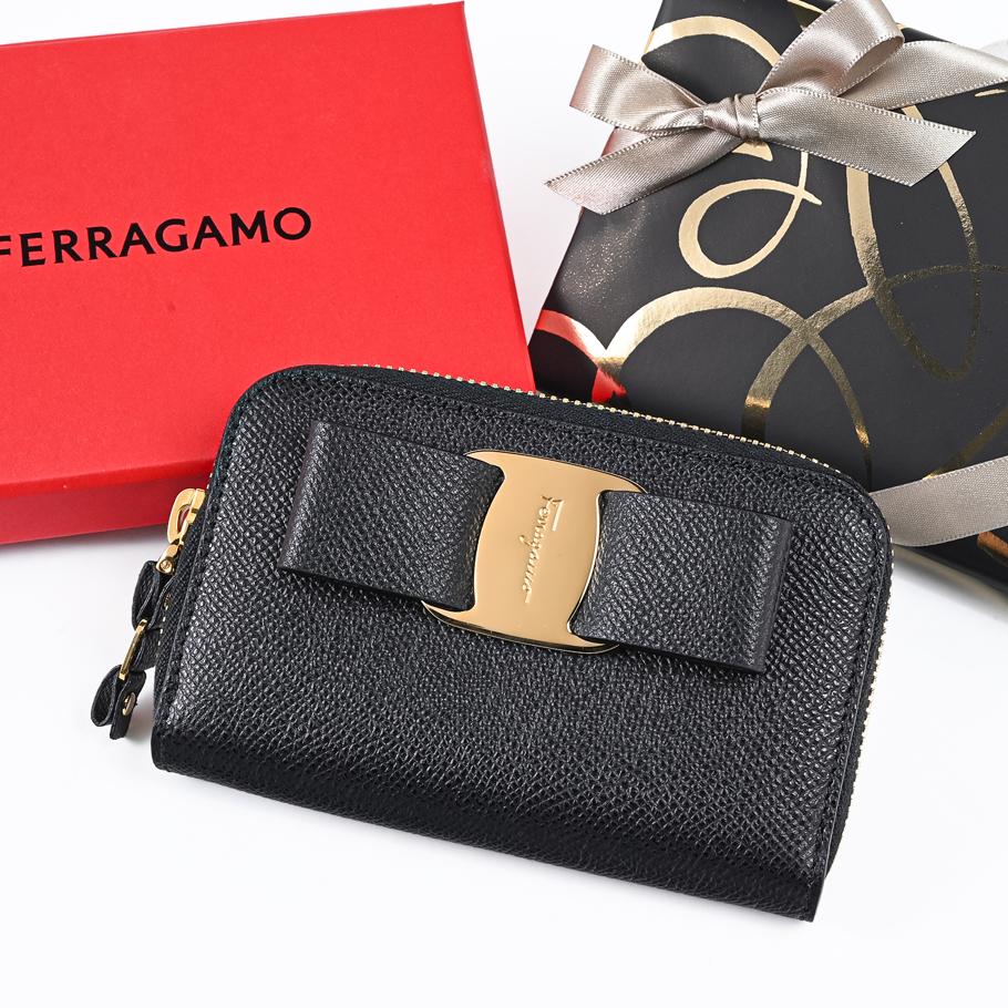 【スペシャルラッピング付き】フェラガモ Salvatore Ferragamo サルヴァトーレフェラガモ ファスナー式カードケース 名刺入れ ヴァラ リボン レディース ブラック 22D288 725290 0725290