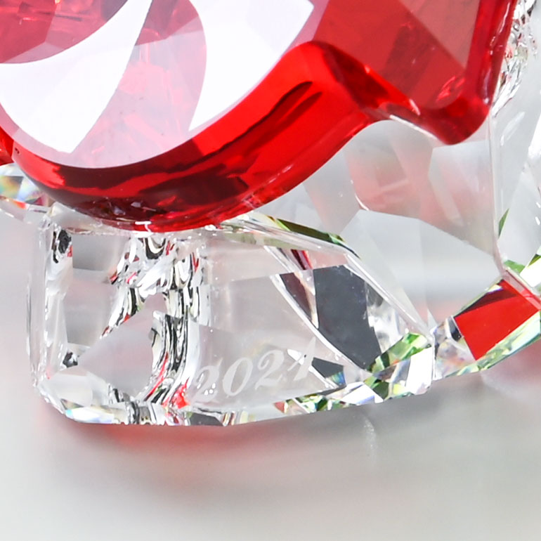スワロフスキー SWAROVSKI クリスタルフィギュア Krisベア Christmas 2021年度限定生産品 クリスマス 5597045 インテリア オブジェ 置物【スペシャルラッピング660円(別売り)】