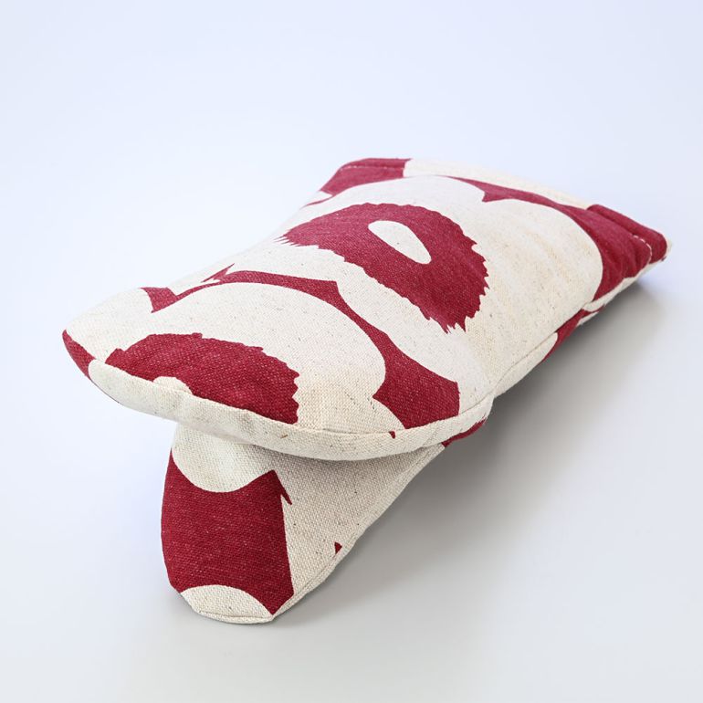 マリメッコ marimekko ミトン Pieni Unikko ウニッコ 鍋つかみ ボルドー×オフホワイト 070474 835 名入れ 刺しゅう可有料 北欧雑貨 北欧デザイン ネコポス限定 送料無料