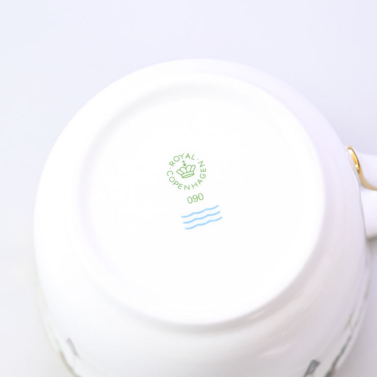 ロイヤルコペンハーゲン スターフルーテッド クリスマス ハイハンドル マグカップ 330ml 日本未発売 2503090(1028263) 北欧食器 洋食器 名入れ可有料 【スペシャルラッピング660円(別売り)】