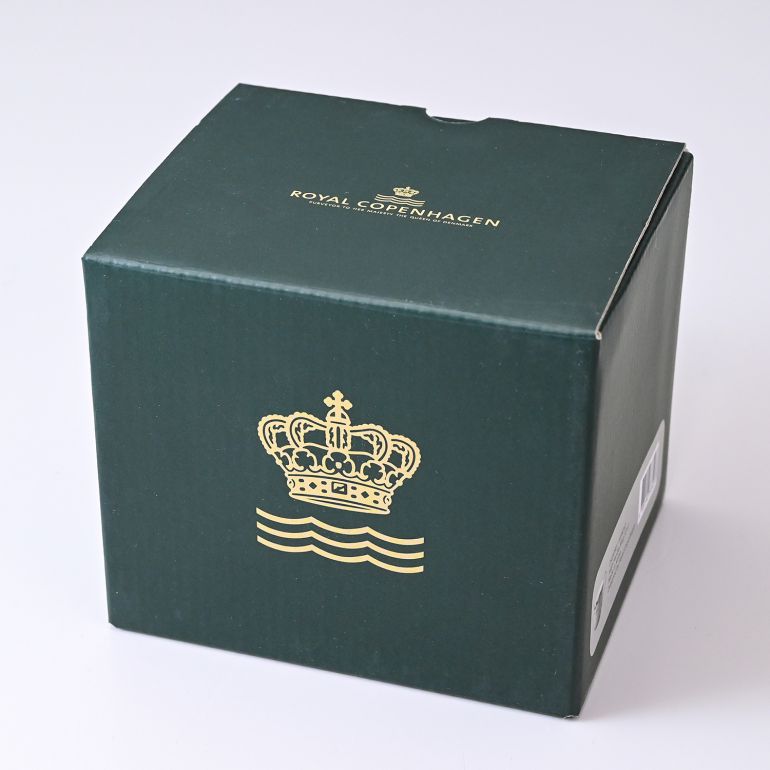 ロイヤルコペンハーゲン スターフルーテッド クリスマス ハイハンドル マグカップ 330ml 日本未発売 2503090(1028263) 北欧食器 洋食器 名入れ可有料 【スペシャルラッピング660円(別売り)】