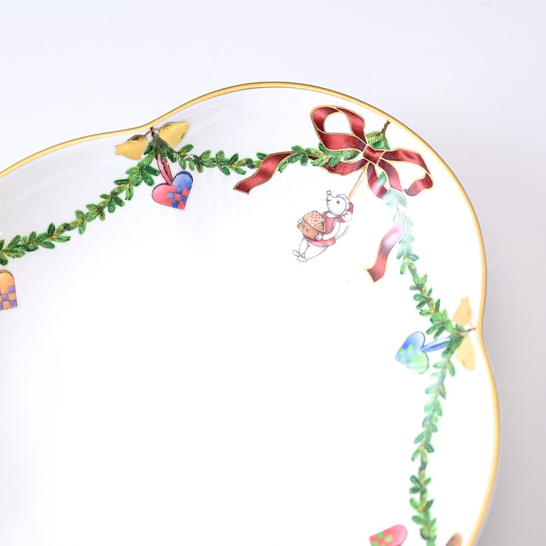 ロイヤルコペンハーゲン スターフルーテッド クリスマス ディッシュ 17.5cm×14cm 日本未発売 2503353(1055053) 北欧食器 洋食器 名入れ可有料 【スペシャルラッピング660円(別売り)】