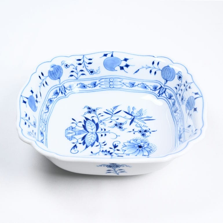 マイセン ブルーオニオン サラダボウル 18.5cm MEISSEN 800101-00250-1 大鉢 洋食器 高級 【ドイツ本国のBOX・ドイツ本国の紙袋別売り】【スペシャルラッピングB対応(別売り)】