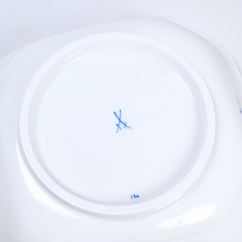 【名入れ可有料】マイセン ブルーオニオン サラダボウル 18.5cm MEISSEN 800101-00250-1 大鉢 洋食器 高級 【ドイツ本国のBOX・ドイツ本国の紙袋別売り】【スペシャルラッピング660円(別売り)】