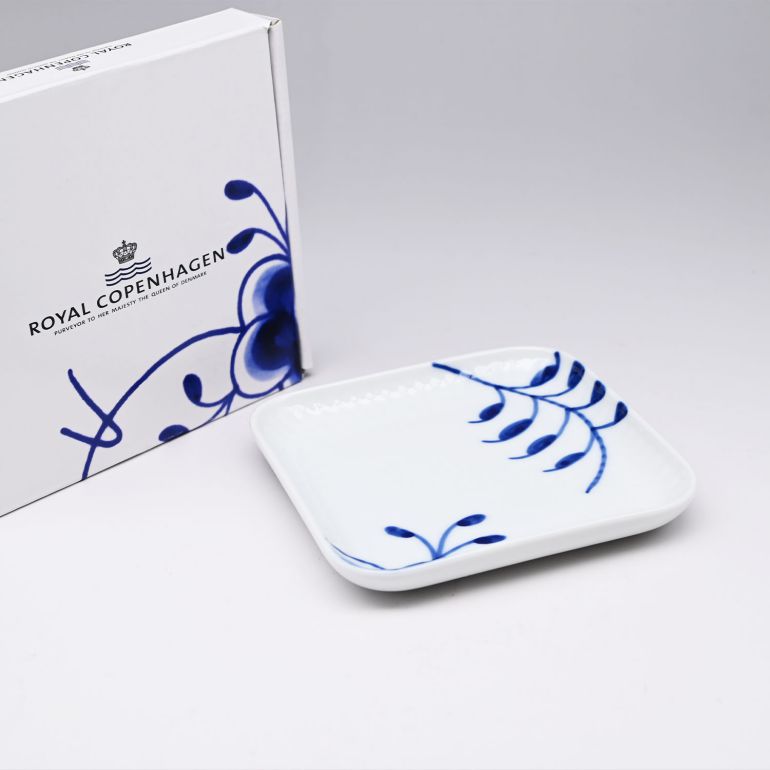 2個セット ロイヤルコペンハーゲン ブルーフルーテッド メガ スモール スクエアディッシュ 10cm 2381709(1027457) 北欧食器 洋食器 ROYAL COPENHAGEN【スペシャルラッピング660円(別売り)】
