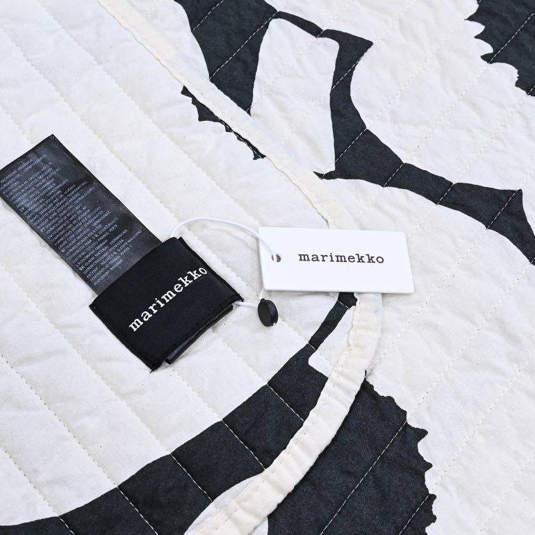 お*も様 マリメッコ　marimekko クイックシーツ　D ダブルサイズ　スト Unikko Duvet cover 150x210 cm | Marimekko