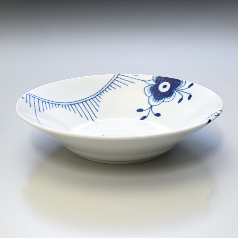 ロイヤルコペンハーゲン ブルーフルーテッド メガ 24cm パスタプレート ディープ 2382606 1016910 北欧食器 洋食器 【スペシャルラッピング660円(別売り)】