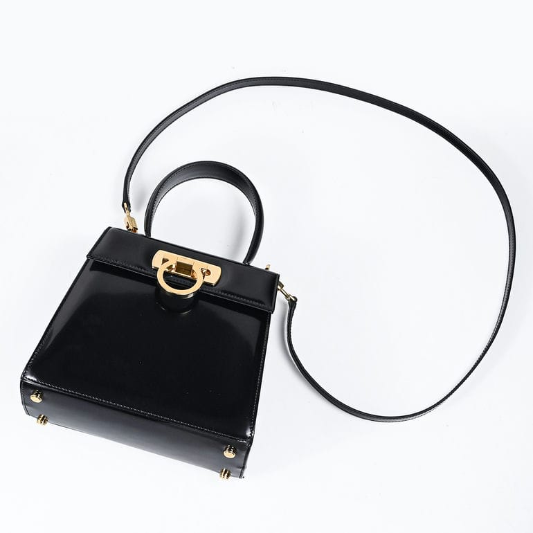 フェラガモ Salvatore Ferragamo サルヴァトーレフェラガモ