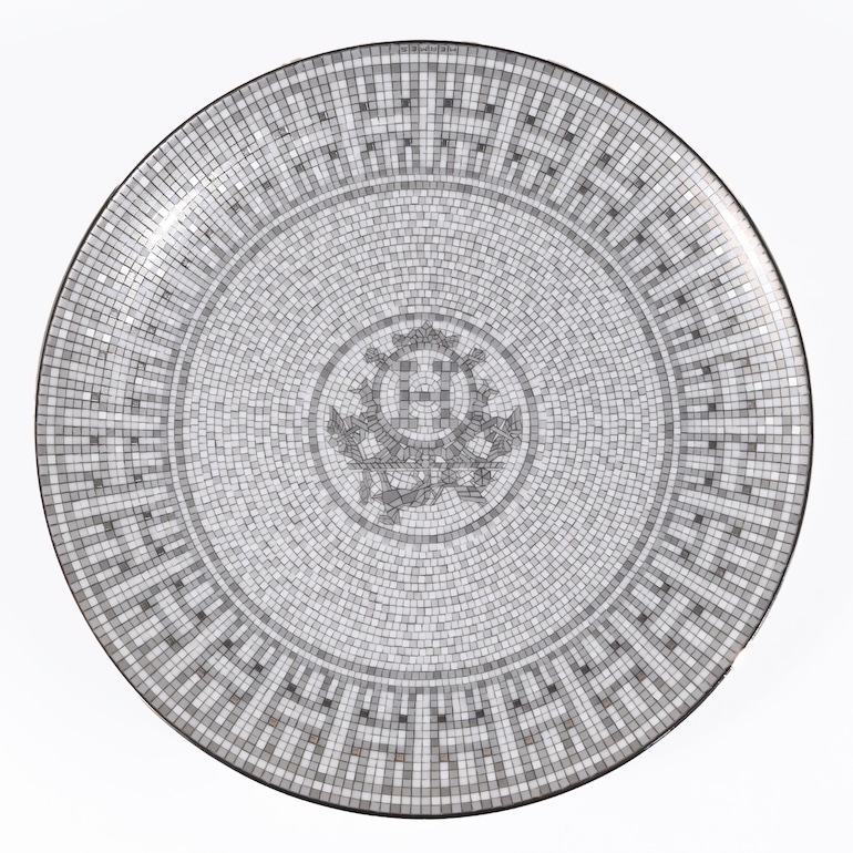 エルメス モザイク 24 プラチナ デザートプレート ケーキ 2枚 未使用 デザートプレート 〈モザイク 24〉 プラチナ | Hermès