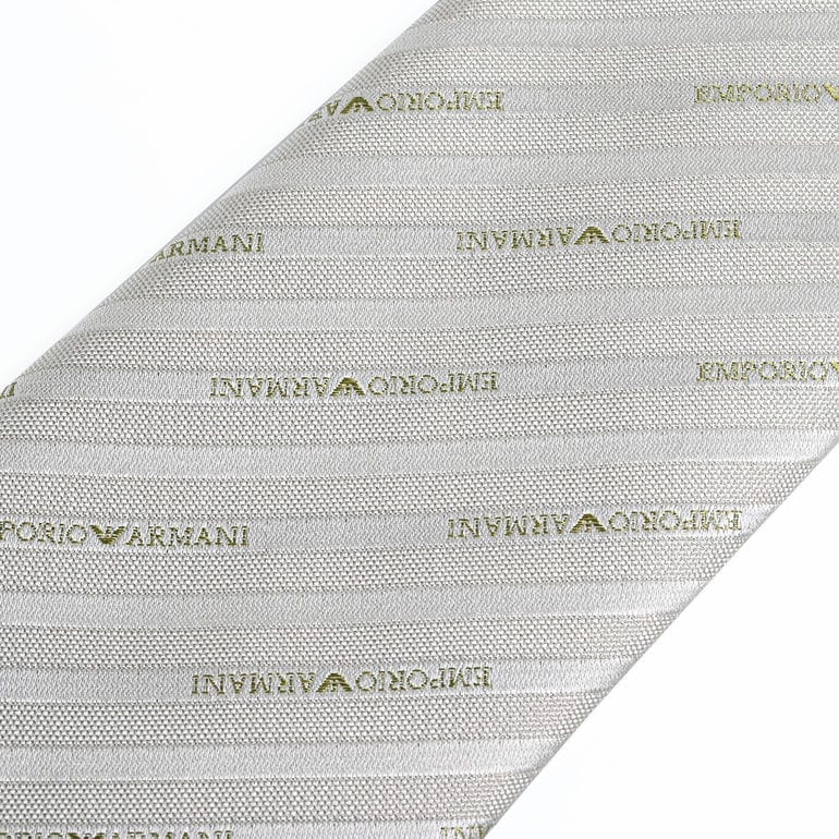 【名入れ可有料】エンポリオ アルマーニ EMPORIO ARMANI ネクタイ メンズ 大剣幅7.5cm シルク100% ネームロゴタイプ グレー MADE IN ITALY 340075 2R605 F8109 【スペシャルラッピング660円(別売り)】