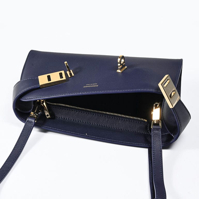 フェラガモ Salvatore Ferragamo サルヴァトーレフェラガモ ショルダーバッグ クロスボディバッグ Hug ミニ レディース ミッドナイト ネイビー 218964 774622 0774622