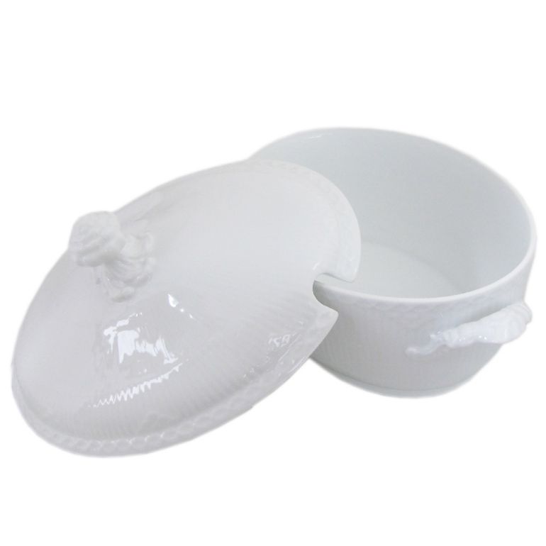 ロイヤルコペンハーゲン ホワイトフルーテッド ハーフレース ふた付き 深皿 シチュー皿 26cm×19cm 2000ml 1128181 日本未発売 1017281 北欧食器 洋食器 【スペシャルラッピング660円(別売り)】