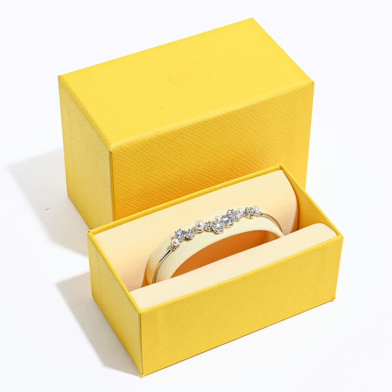 【SWAROVSKI】Constella バングル 純正箱付き org.jpg