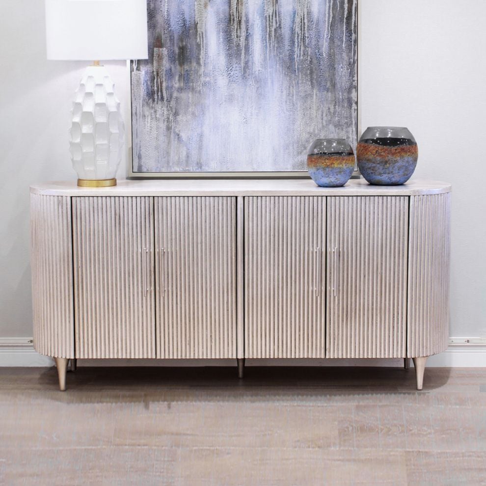 シャンパンシルバーのリブドアキャビネット