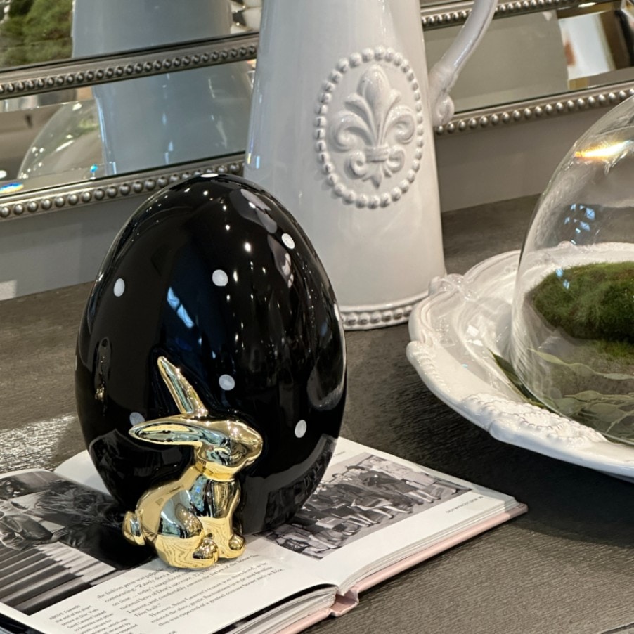 エッグオブジェ ブラック×ゴールドラビット 高さ16cm