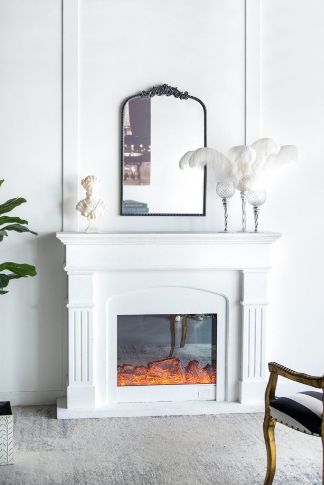 バロック調の装飾が付いたアーチ型ミラー ブラック | 全ての商品