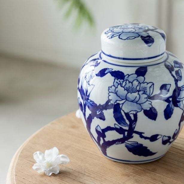 シノワズリ柄の蓋つき壺 高さ19cm | インテリアデコレーション