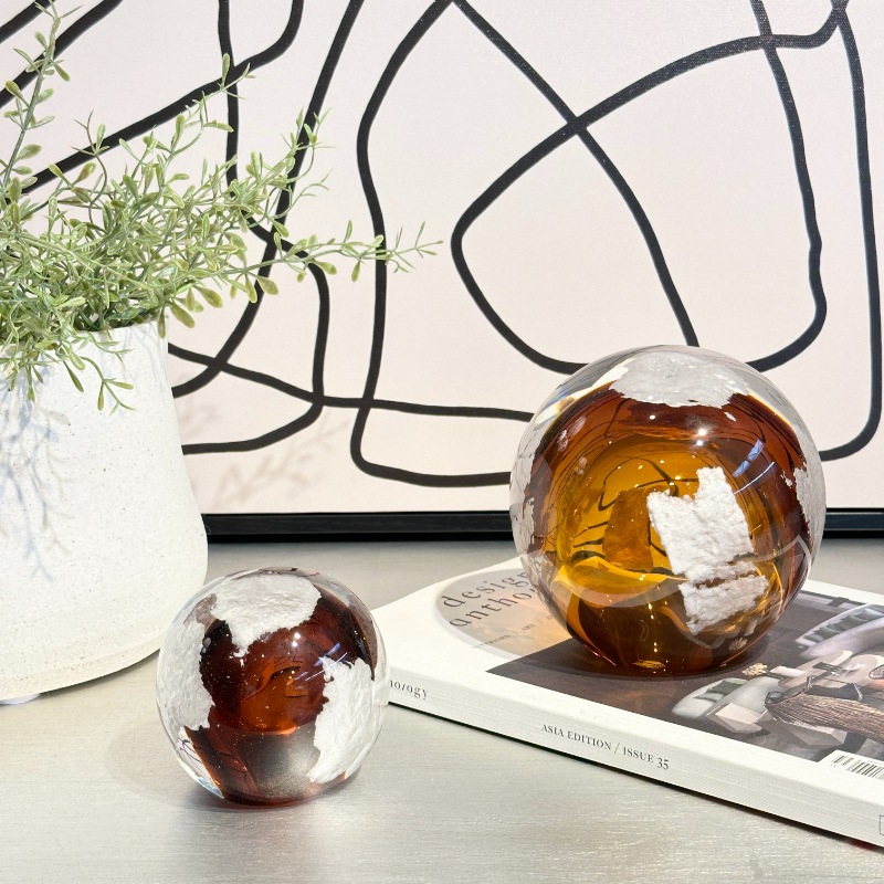 ガラスオブジェ 球体 アンバー×ホワイト φ7.5cm | インテリア