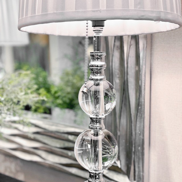 クリアボール テーブルランプ ホワイトプリーツシェード | ライト