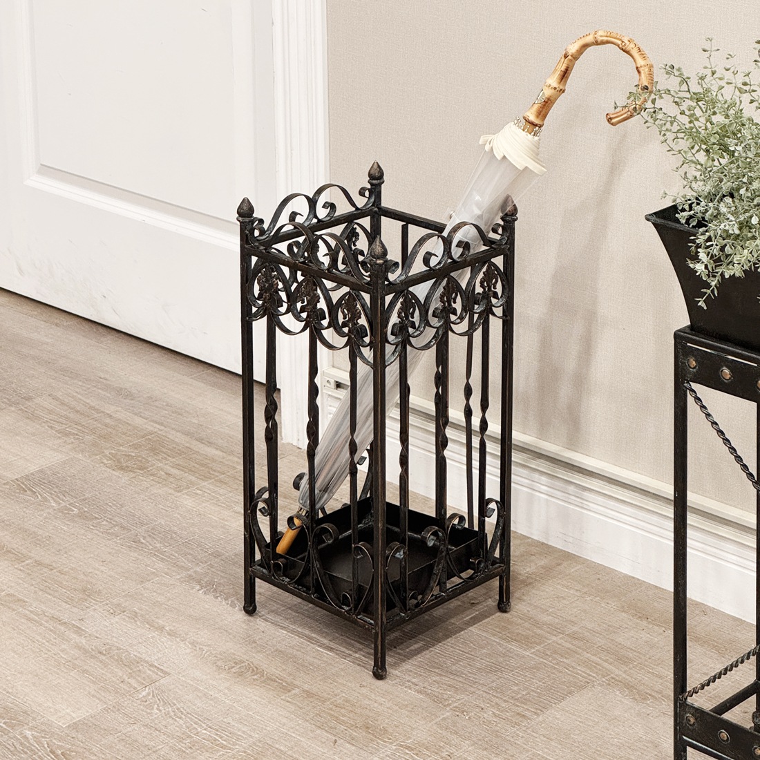 ロートアイアン 傘立て