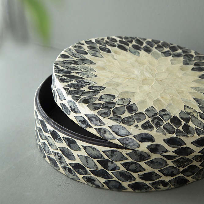 カピス貝のラウンド型ボックス | インテリアデコレーション