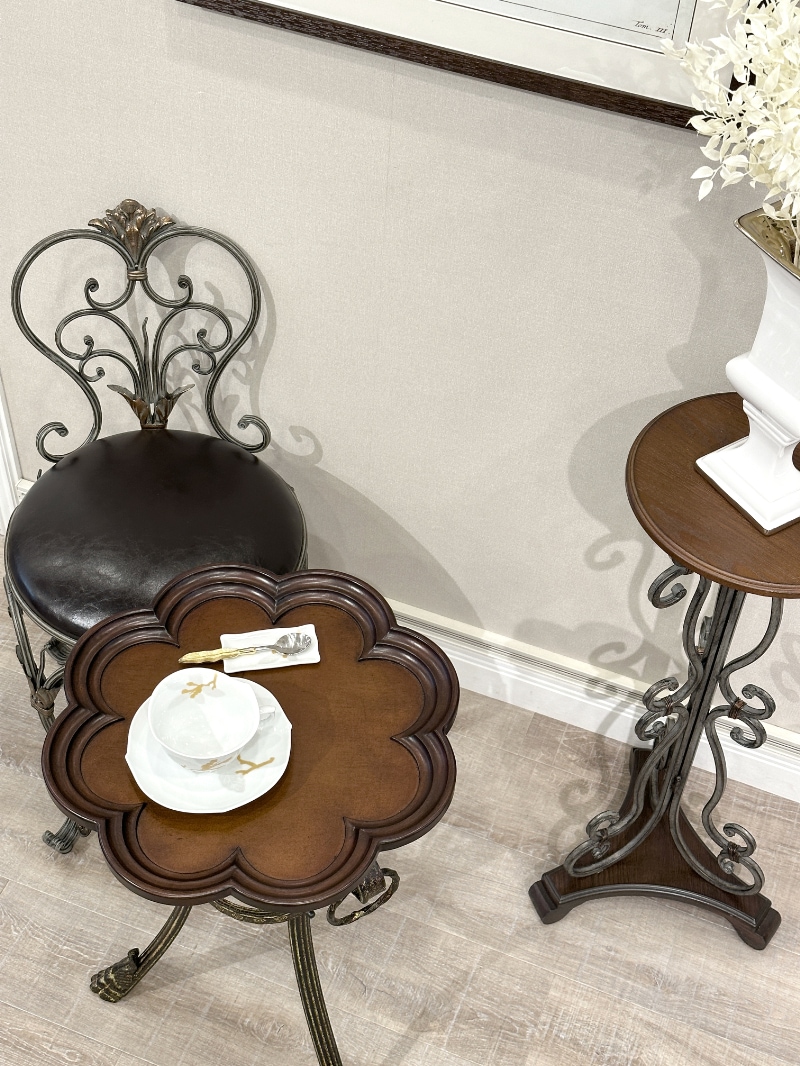 花びら型 アイアン サイドテーブル | 家具,テーブル,サイドテーブル