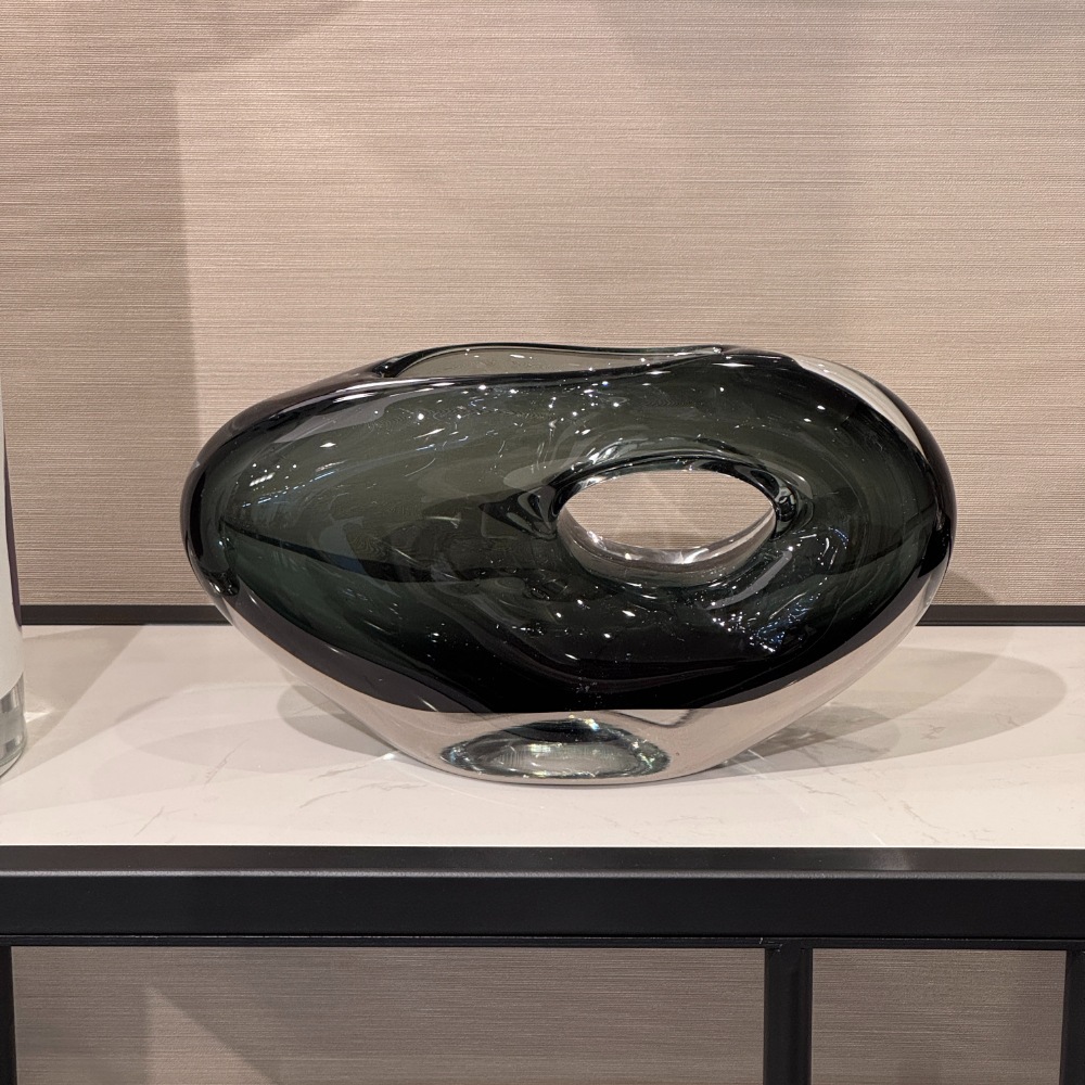 ホールデザイン ガラスフラワーベース グレー 高さ13.5cm
