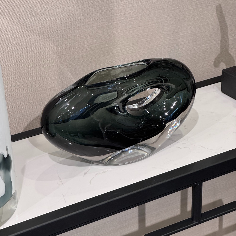 ホールデザイン ガラスフラワーベース グレー 高さ13.5cm