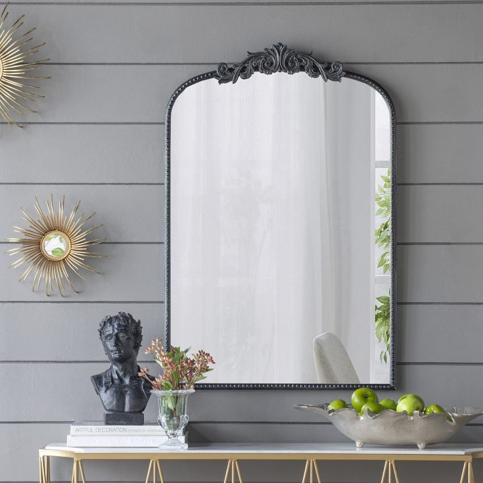 バロックスタイルのゴールドフレーム鏡 バロックスタイルのゴールドフレーム鏡