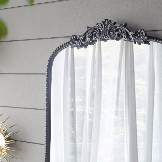 バロック調の装飾が付いたアーチ型ミラー ブラック | 全ての商品(15