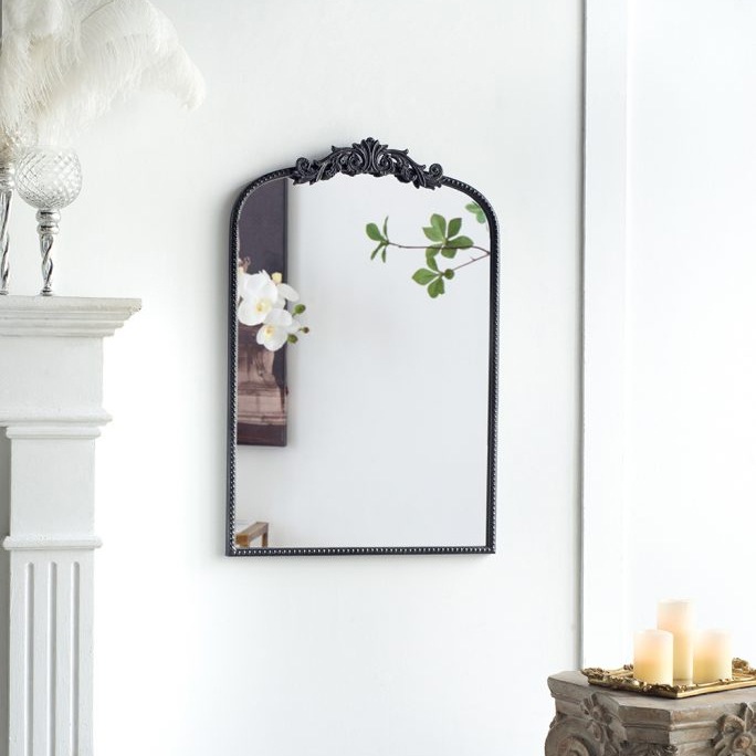 バロック調の装飾が付いたアーチ型ミラー ブラック | 全ての商品(15