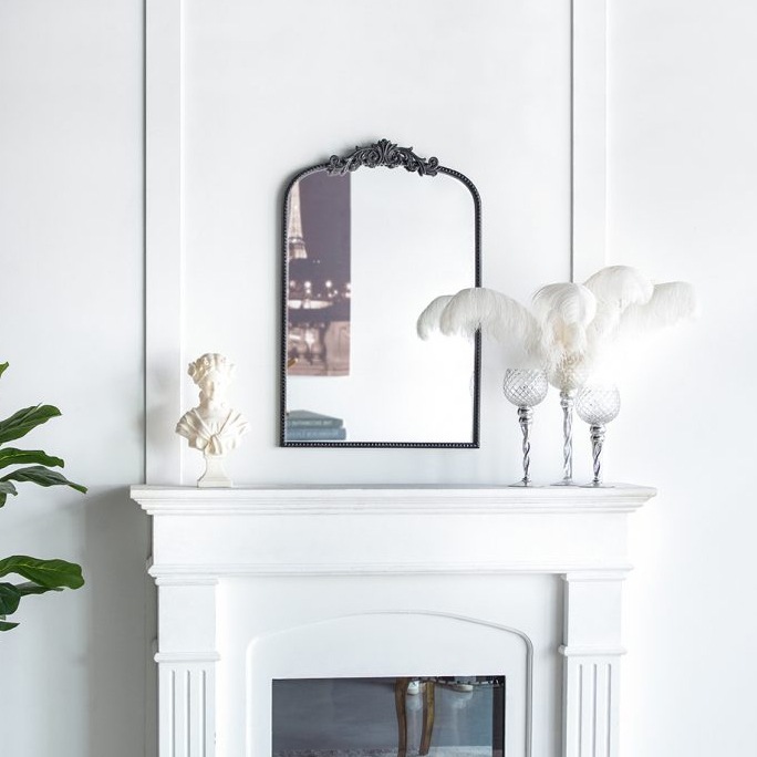 バロック調の装飾が付いたアーチ型ミラー ブラック | 全ての商品(15