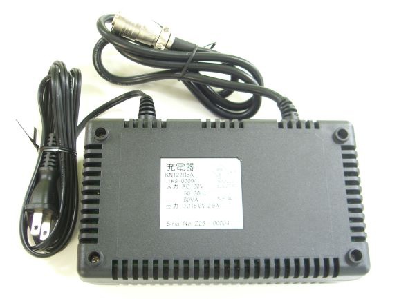 12V �˥å���������ӥѥå��ѽ��Ŵ�(2.5A) ��������10Ah�ޤ�(�����ߥ����ա�