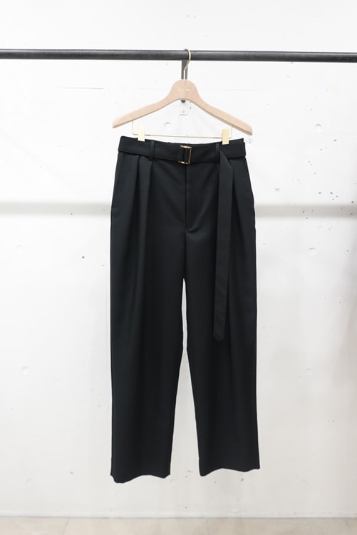 CULLNI クルニ 2 Tuck Wide Pants With Long Belt ブラック 22 CULLNI クルニ 2 Tuck Wide Pants With Long Belt ブラック 22