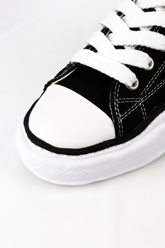 Maison MIHARA YASUHIRO �᥾�� �ߥϥ�䥹�ҥ� PETERSON LOW CANVAS ���ˡ����� �֥�å� A01FW702