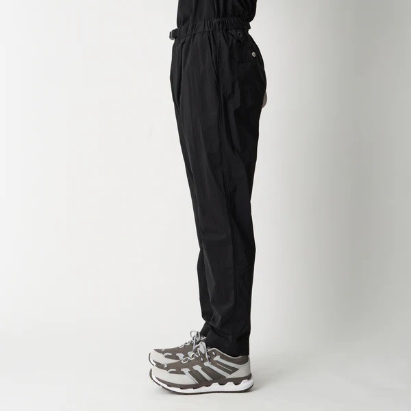 ��26SS��White Mountaineering  �ۥ磻�ȥޥ���ƥ˥���� WM �� Dickies TAPERED PANTS BLACK WM2671405