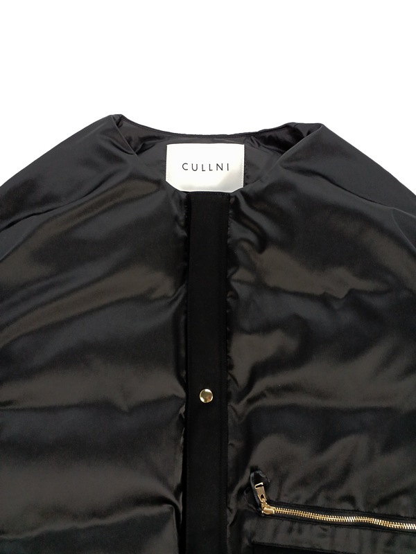 CULLNI クルニ Taffeta Collarless Down Jacket BLACK 22-AW-008B の 
