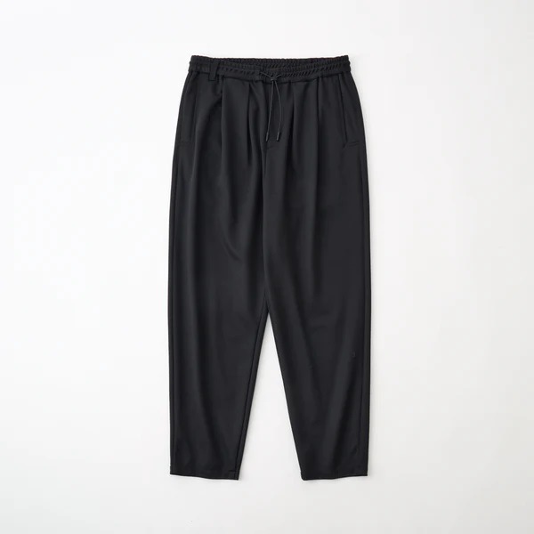 25AWWhite Mountaineering Repose Wear ۥ磻ȥޥƥ˥ 2 TUCK EASY TAPERED PANTSBLACK RW2573401
