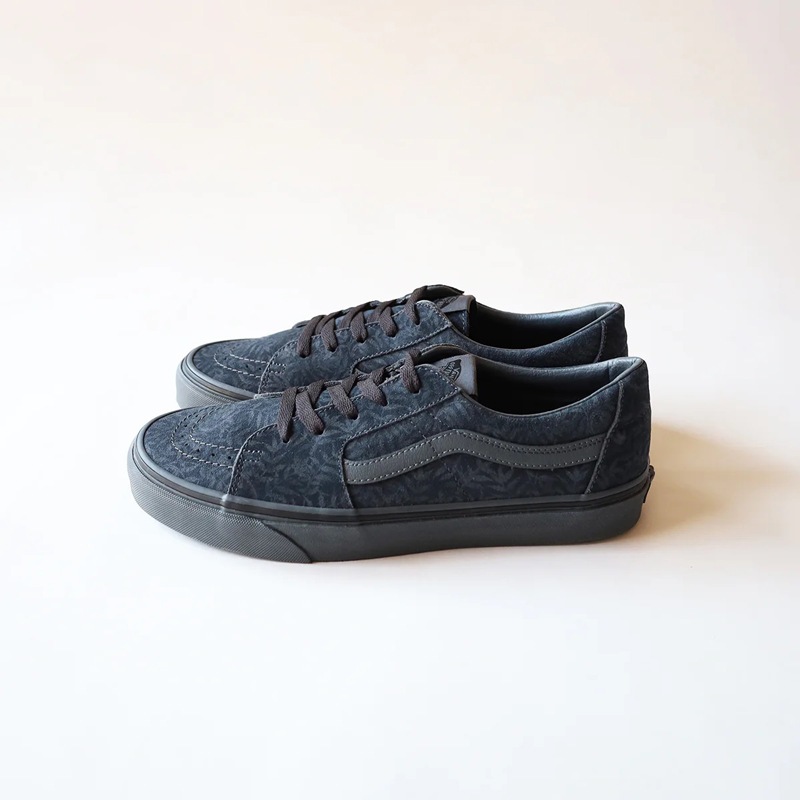 23AWWhite Mountaineering  ۥ磻ȥޥƥ˥󥰡WMVANS SK8 LOW CHARCOAL WM2373830