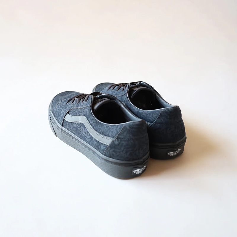 23AWWhite Mountaineering  ۥ磻ȥޥƥ˥󥰡WMVANS SK8 LOW CHARCOAL WM2373830