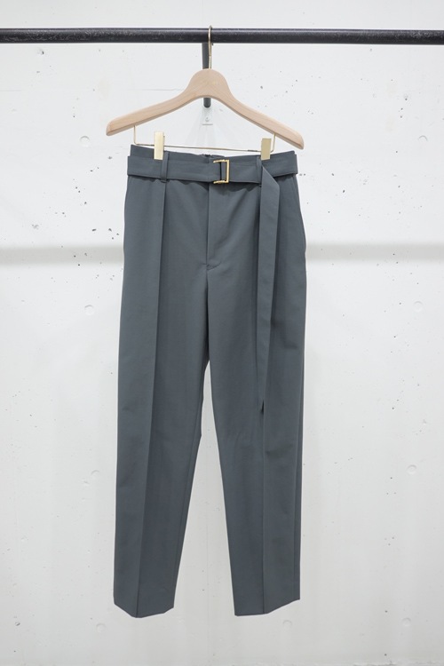 CULLNI クルニ 23-SS-026 ピンタック テーパードパンツ サイズ2 ブルー