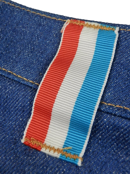 Palme d'Or パルムドール クラッシュ加工デニムパンツ　Levi's好き 50%OFF】Palme d'Or パルムドール テーパード デニムパンツ 硫化