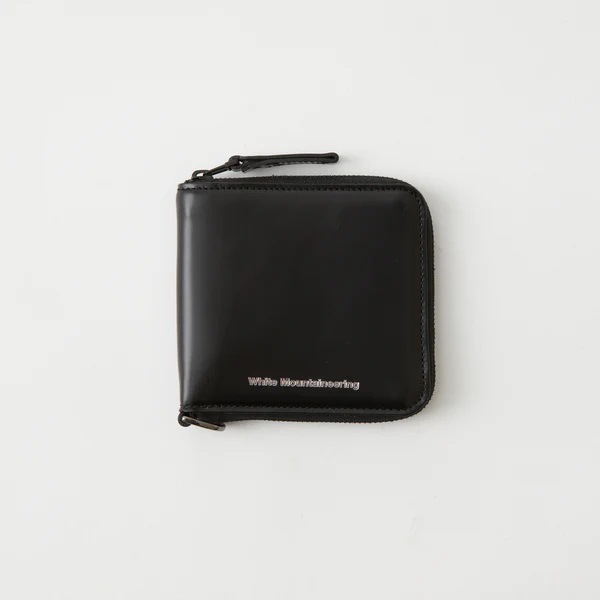 ��40%OFF��White Mountaineering  �ۥ磻�ȥޥ���ƥ˥���󥰡�LEATHER WALLET BLACK WM2573819
