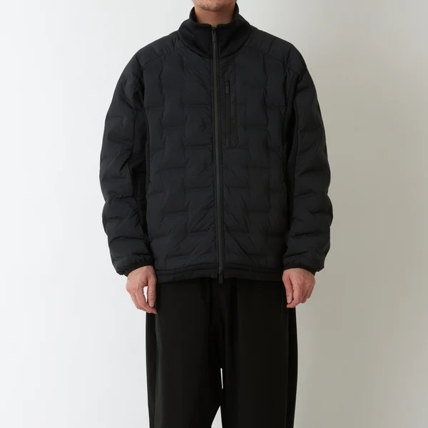 White Mountaineering SEAMLESS DOWN JACKET��BLACK BK2473203