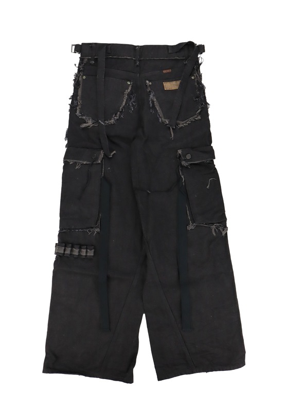 即日発送 minus slash hbt cargo jeans denim MINUS - 【残りわずか】Slash Seam Twist Cargo Jeans(NOIR