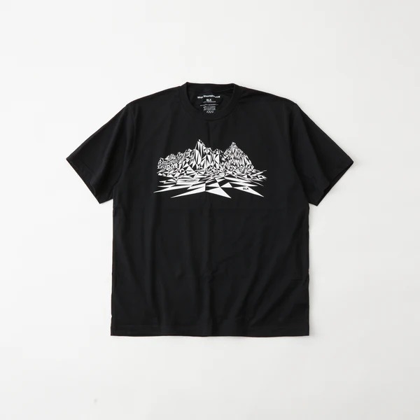 30%OFFWhite Mountaineering  ۥ磻ȥޥƥ˥ MOUNTAIN T-SHIRT BLACK BK2571509