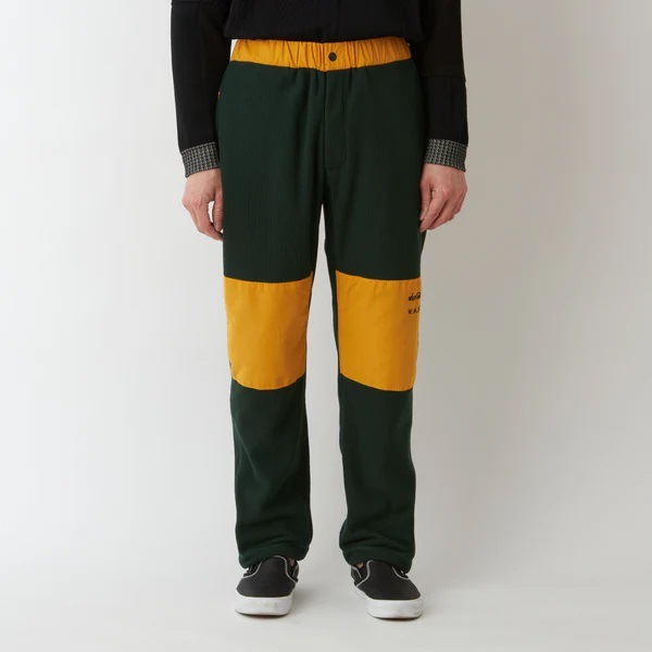 ��50��OFF��White Mountaineering  �ۥ磻�ȥޥ���ƥ˥���󥰡�W.M.B.C. �� WILD THINGS FLEECE PANTS GREEN BC2473401