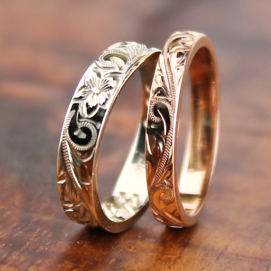 ゴールド ホワイトとピンクが可愛い 3mm幅と4mm幅 ペアリング 2点