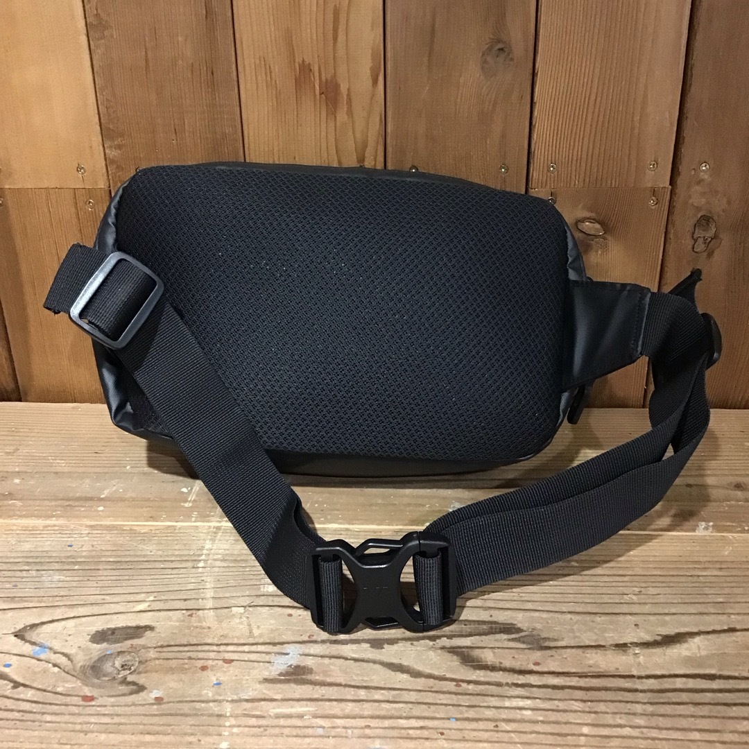 RVCA ��� LEVEL WAISTPACK ���������Хå� 