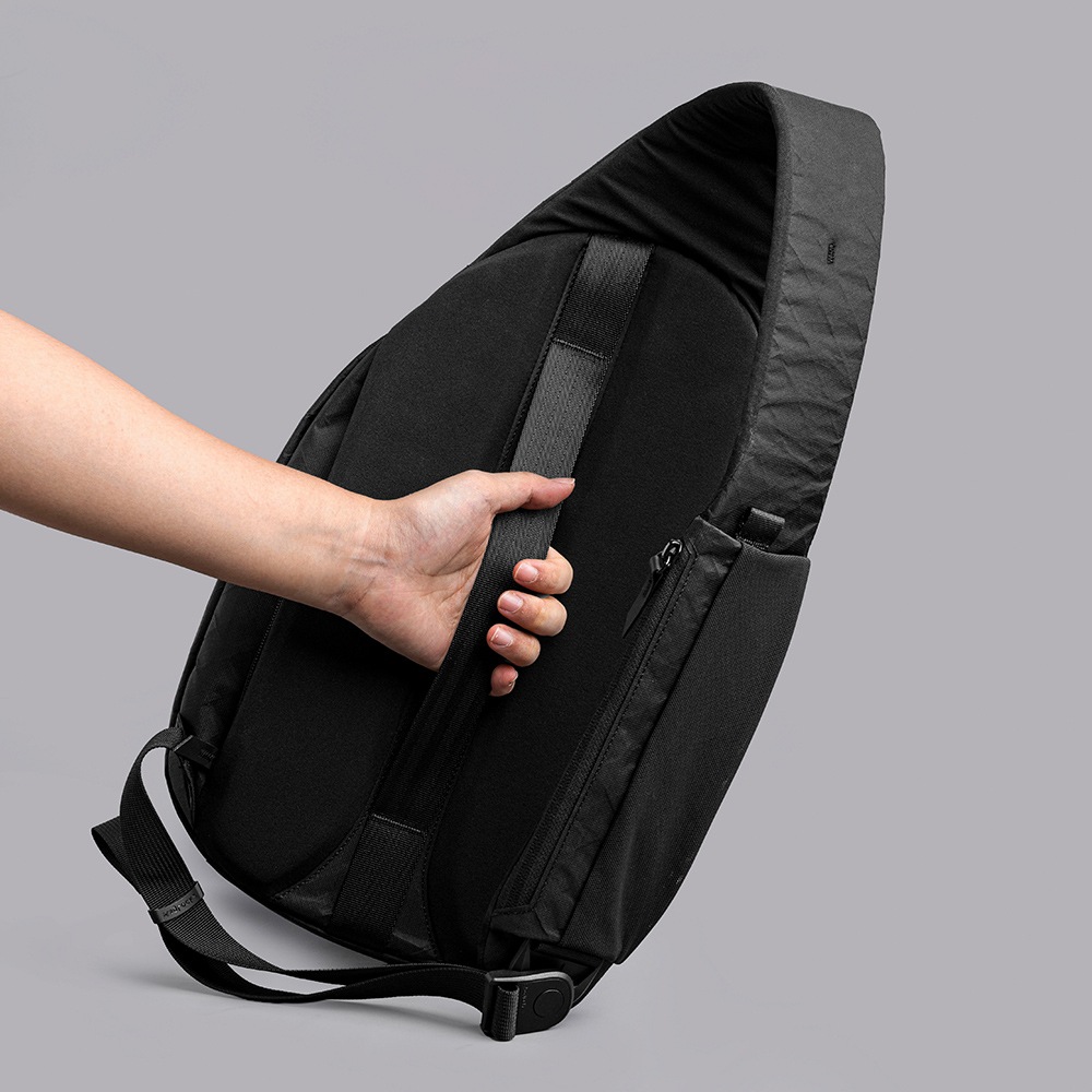 METRO CROSSBODY ULTRADYNE (7.5L) | SLING & SHOULDER | 【公式